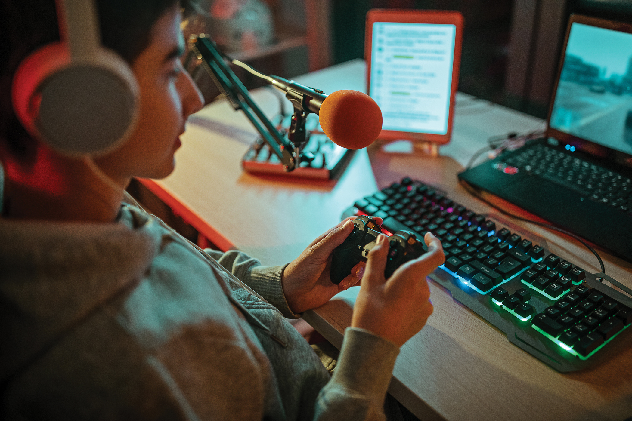 Achieve Better Weapon Balance Using R6 Recoil No Script